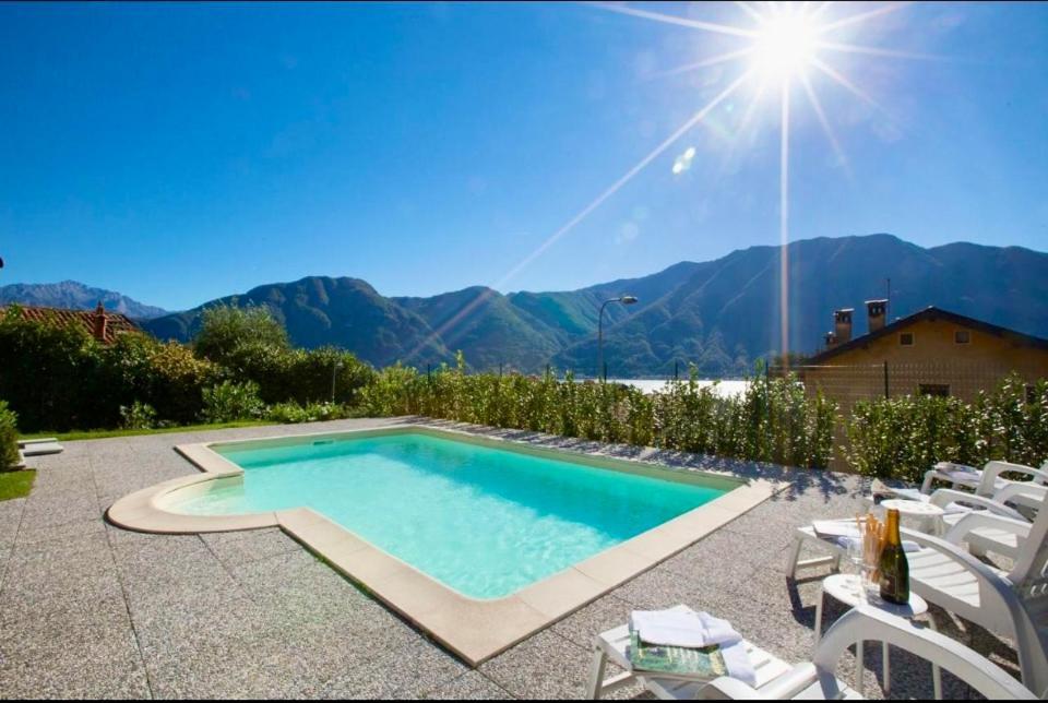 La Bella Ossuccio Villa Luaran gambar