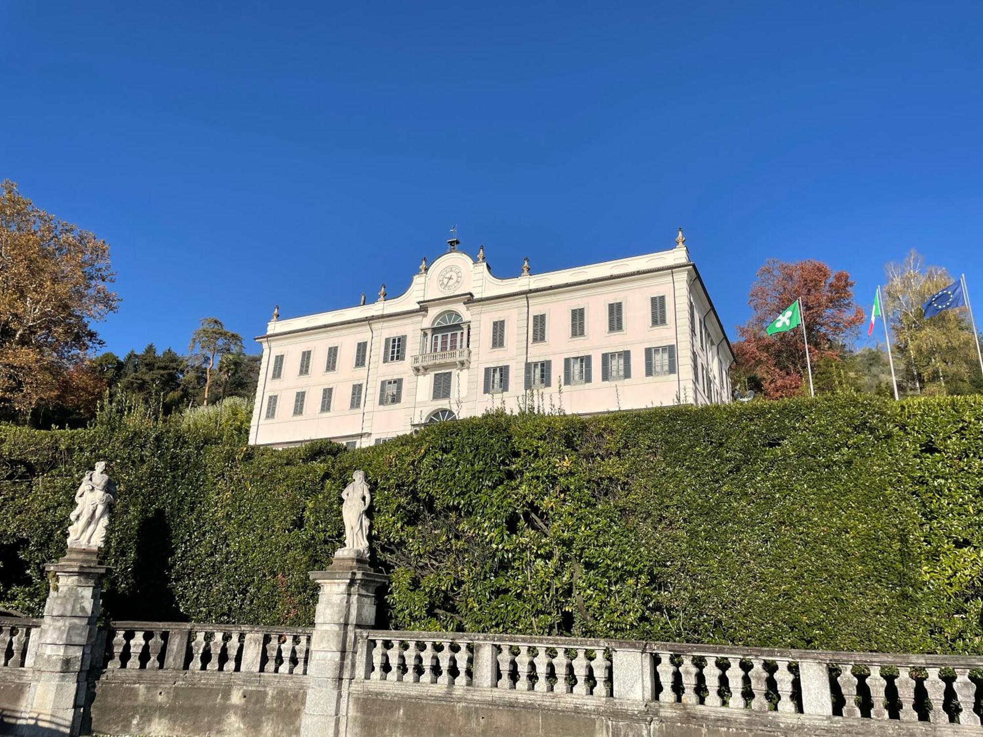 La Bella Ossuccio Villa Luaran gambar